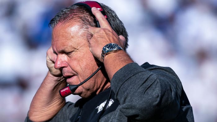 101522-Sam Pittman-BYU-Gabriel Mayberry-1